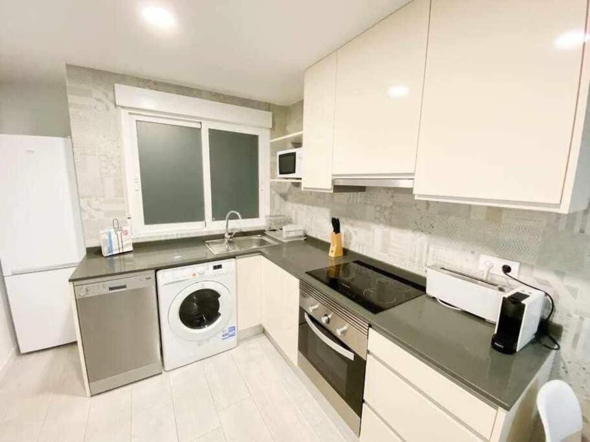 Apartment In Alicante Downtown/El Postiguet Beach Εξωτερικό φωτογραφία